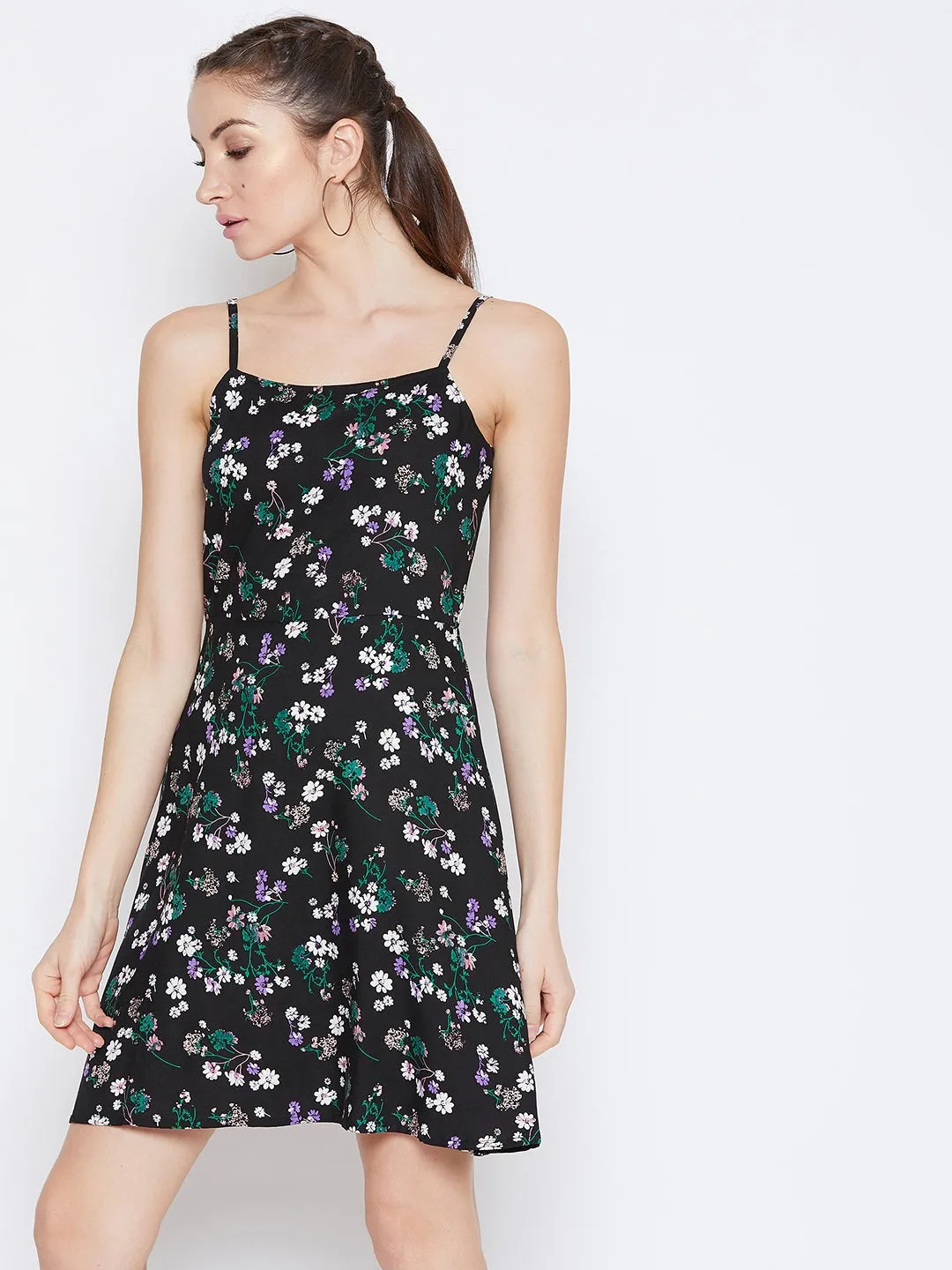 Berrylush Women Black & Green Floral Printed Sleeveless Fit & Flare Mini Dress