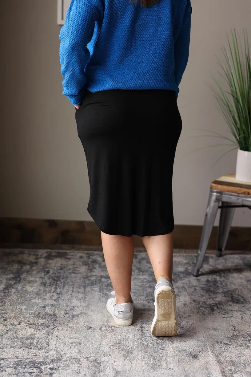 Black Elastic Waist Tulip Hem Skirt