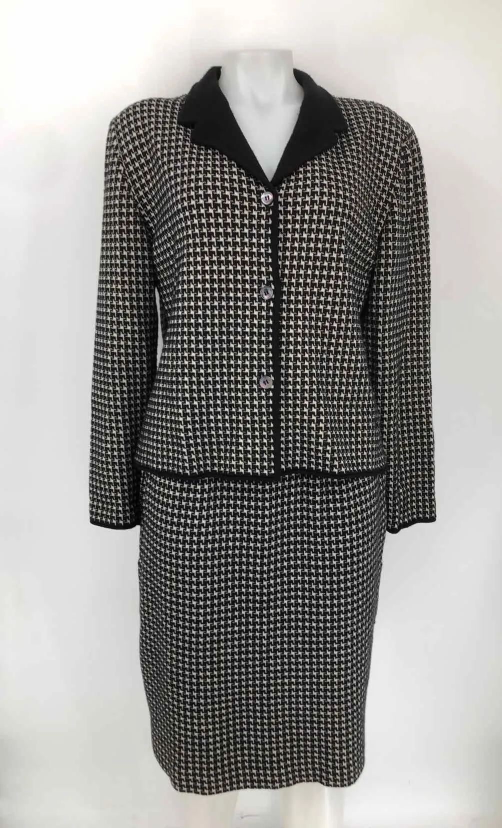 BURBERRY Black & White Wool Blend Houndstooth Skirt & Jacket Skirt Set