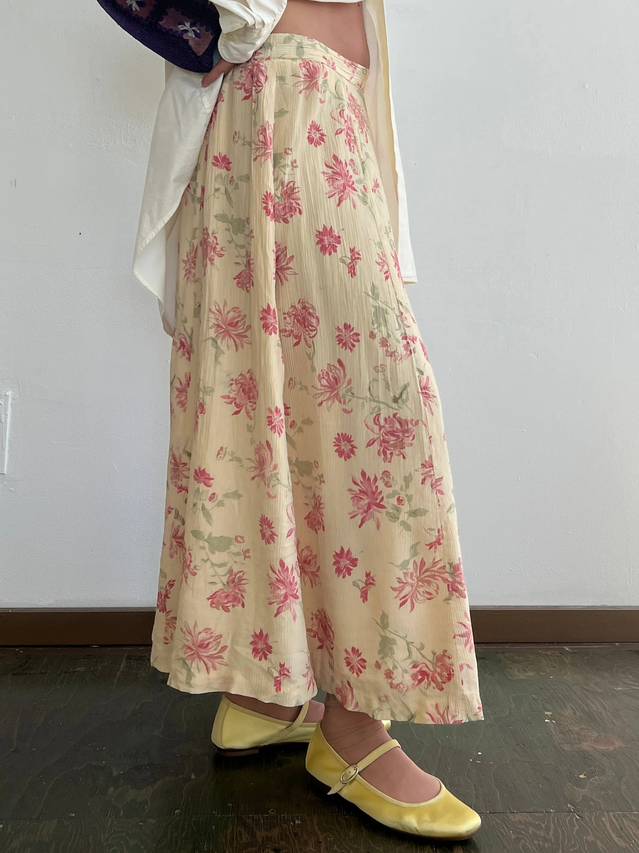 Butter   Pink Floral Silk Skirt (L)