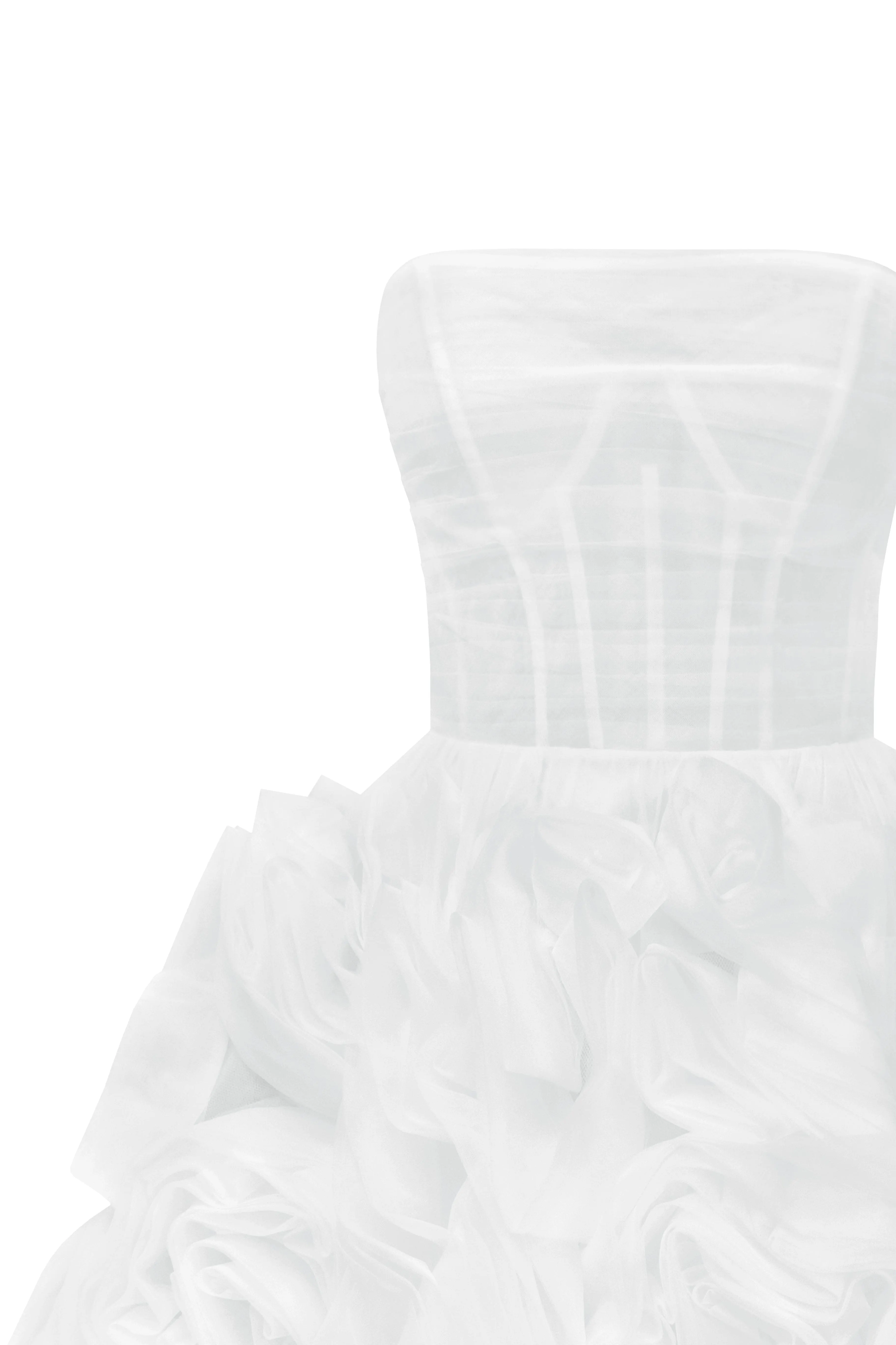 Exquisite White Tulle Dress with Intricate Floral Embroidery