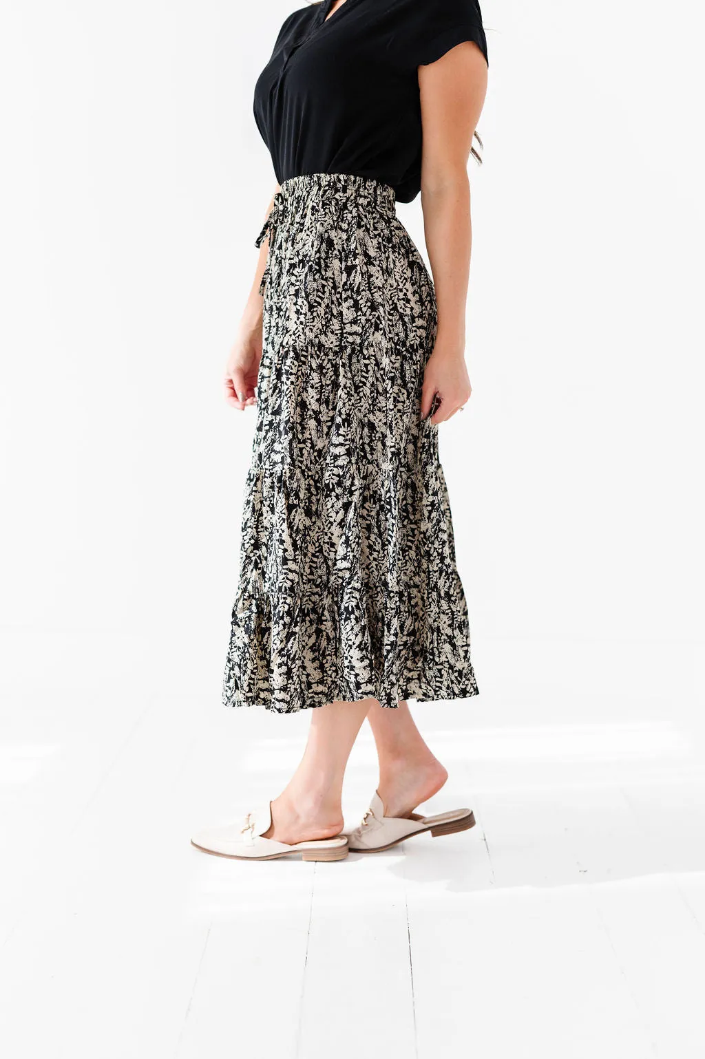 Meadow Tiered Midi Skirt in Black - Size 1X Left