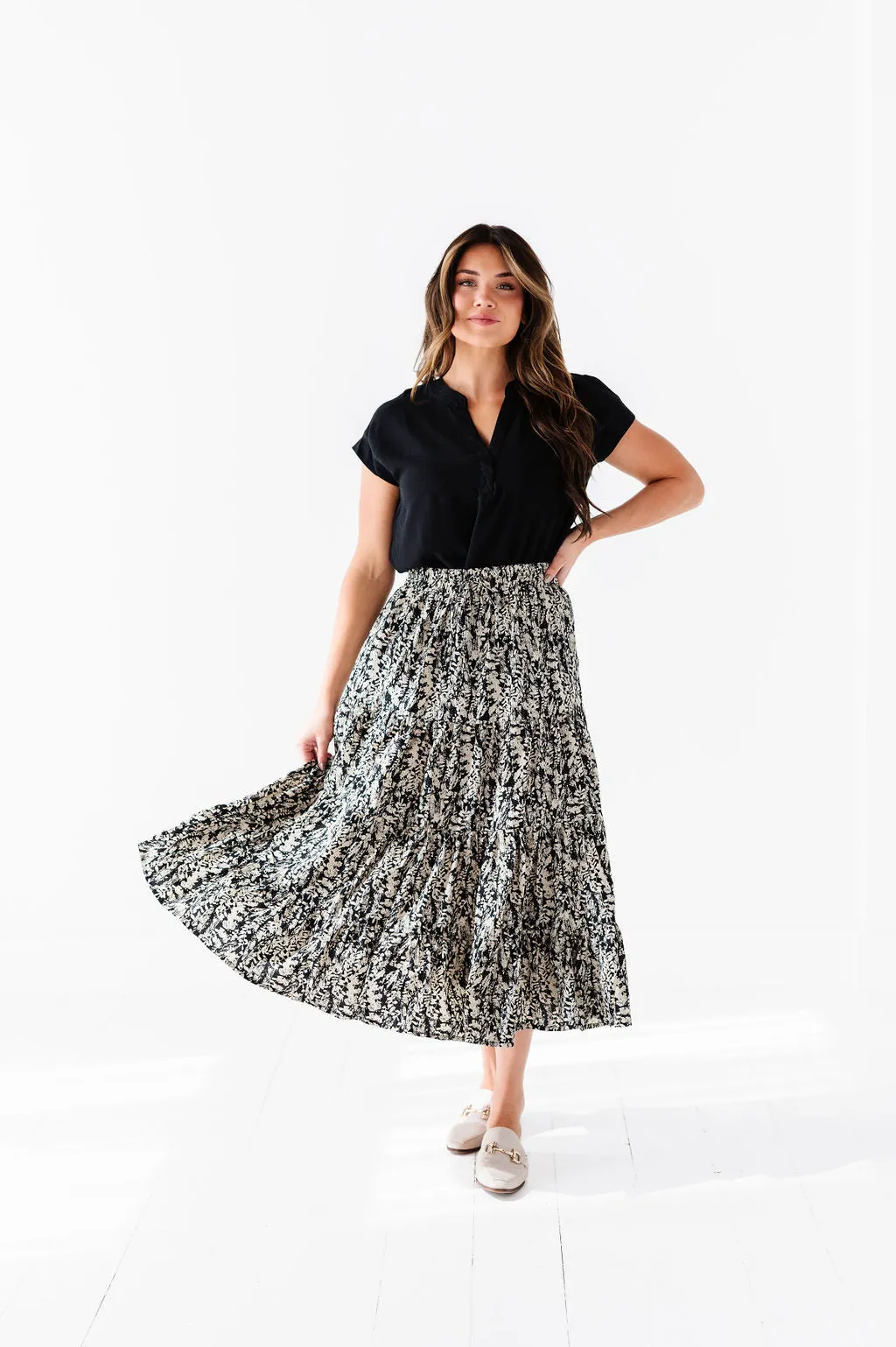 Meadow Tiered Midi Skirt in Black - Size 1X Left