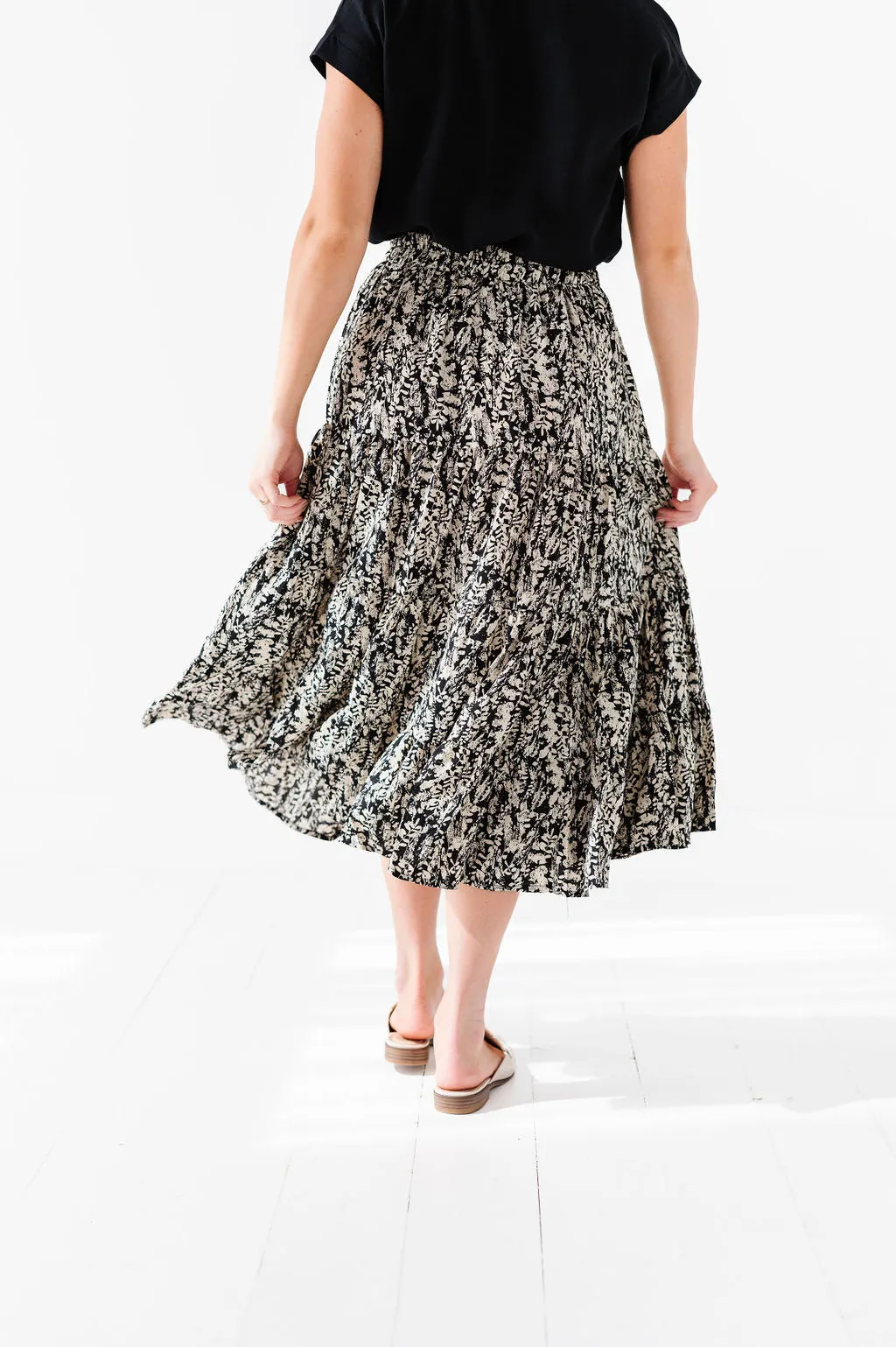 Meadow Tiered Midi Skirt in Black - Size 1X Left