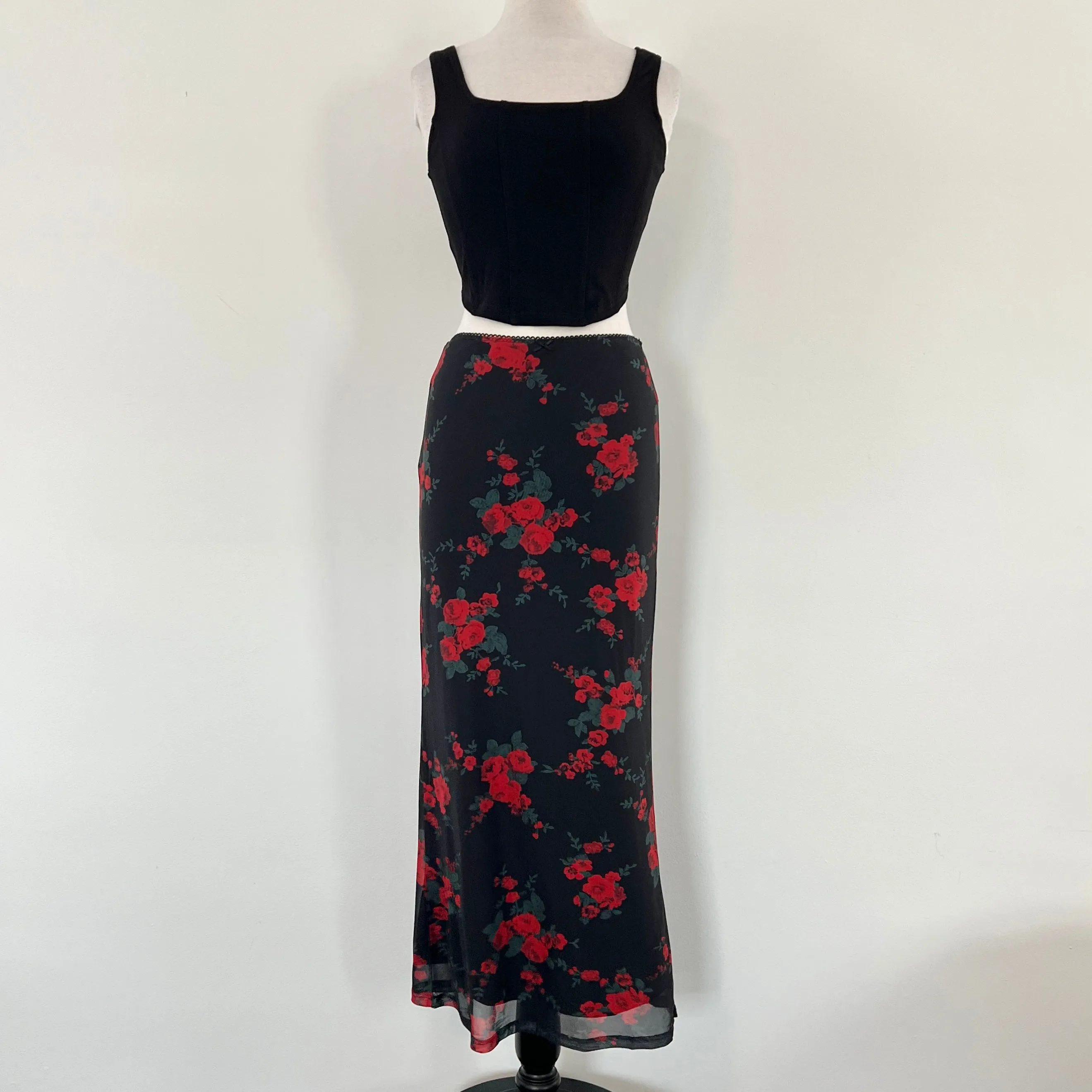 Rebel Rose Skirt - Black