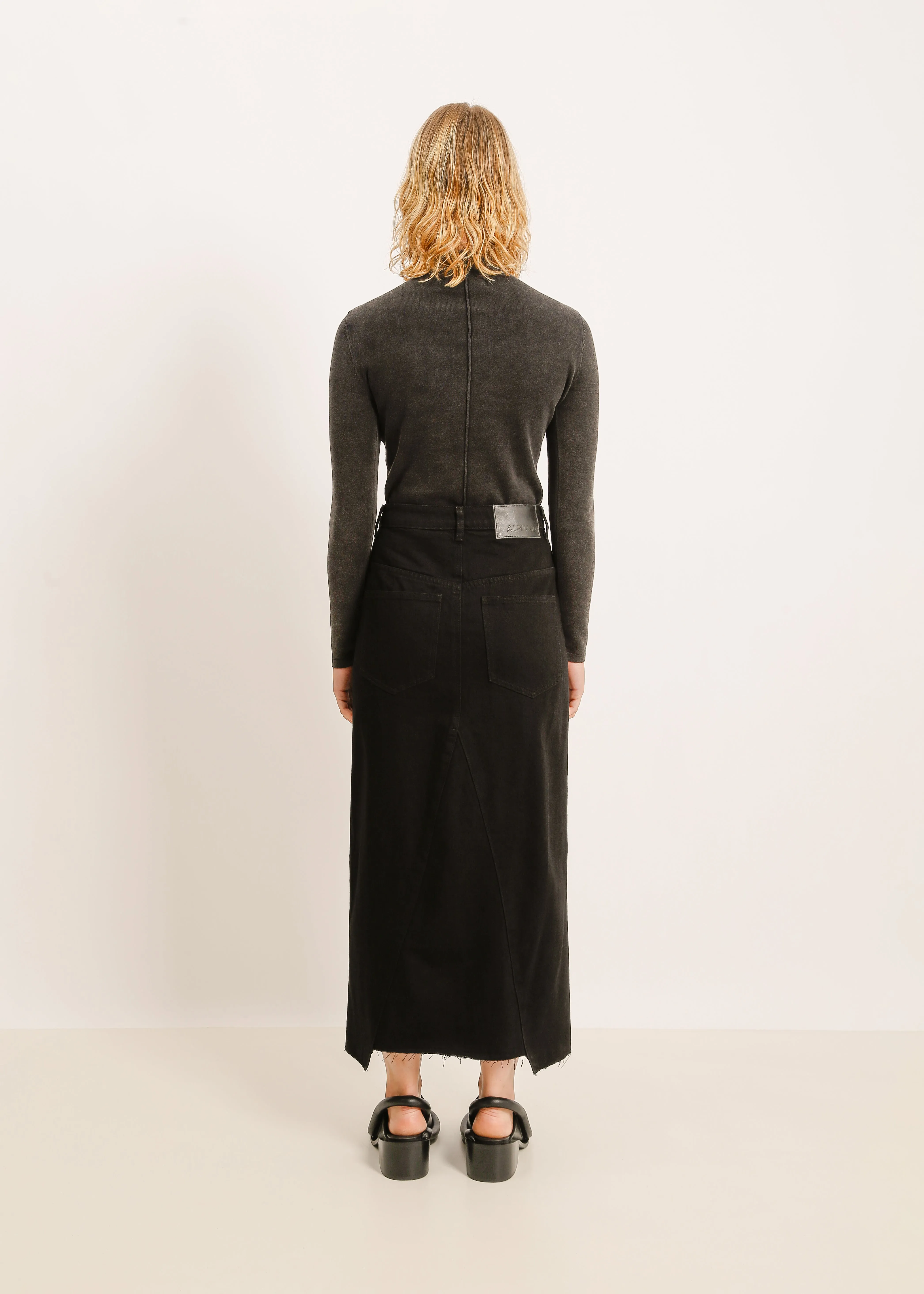 W24 | JETT DENIM SKIRT / BLACK