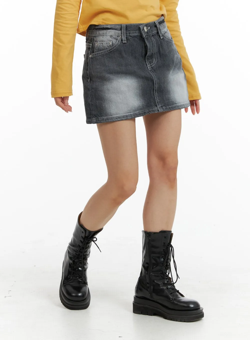 Washed Low Rise Mini Denim Skirt IM405